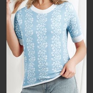 Floral Patterned Blue Top